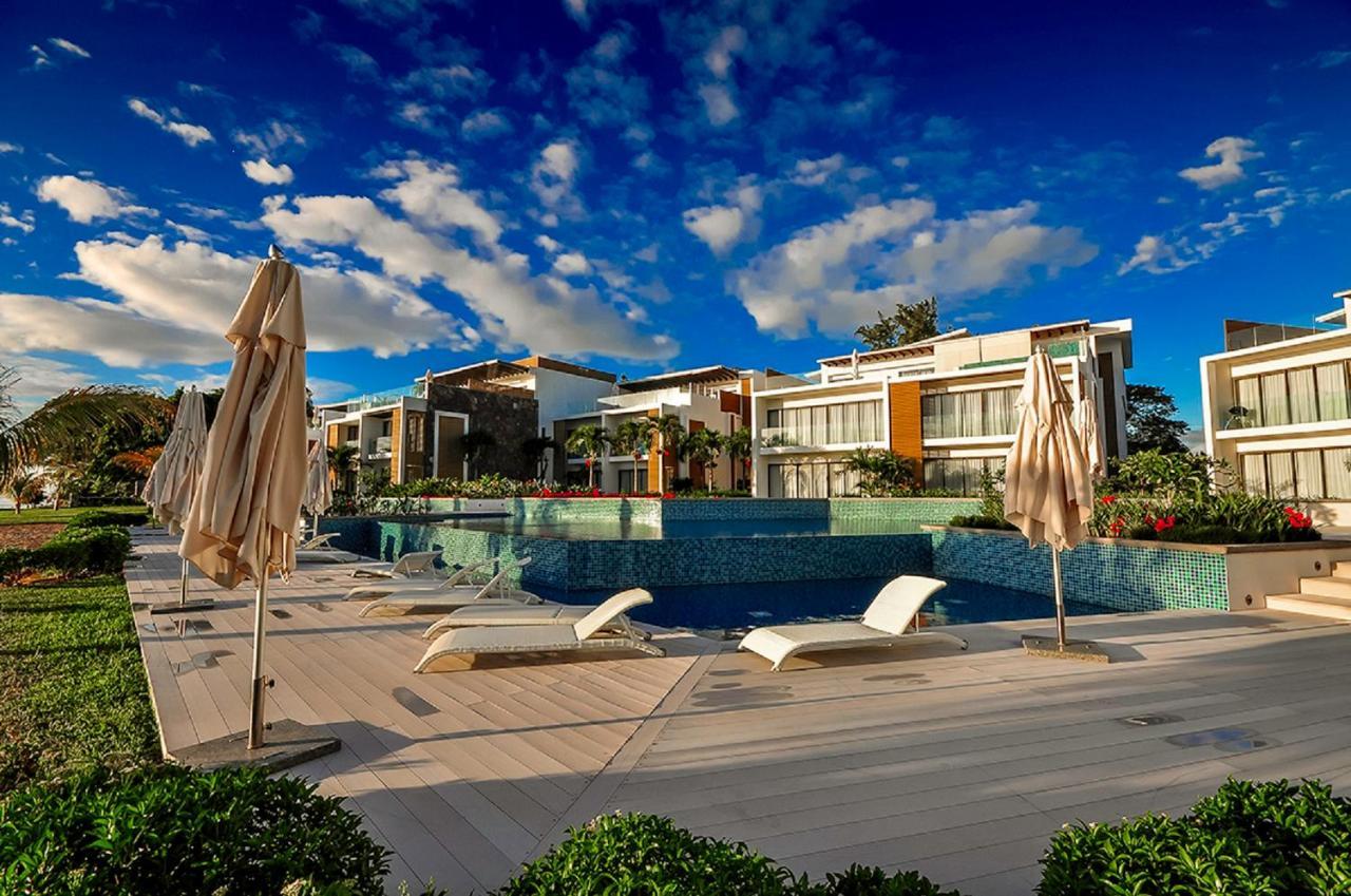 Cap Ouest Luxury Beachfront Flic en Flac Экстерьер фото