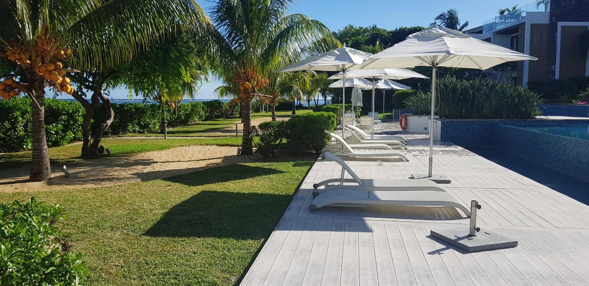 Cap Ouest Luxury Beachfront Flic en Flac Экстерьер фото